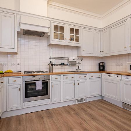 Stay Thames River Лондон Екстериор снимка